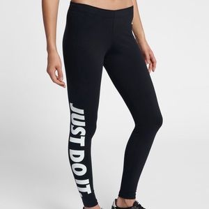 Nike leggings